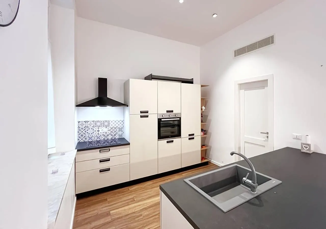Solemar Sicilia - Palazzo Pirrotta Apartment Palermo